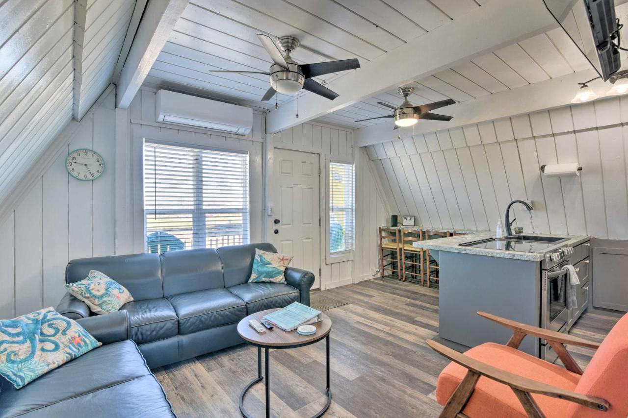 A-Frame Home With Deck - 2 Blocks To Surfside Beach! Luaran gambar