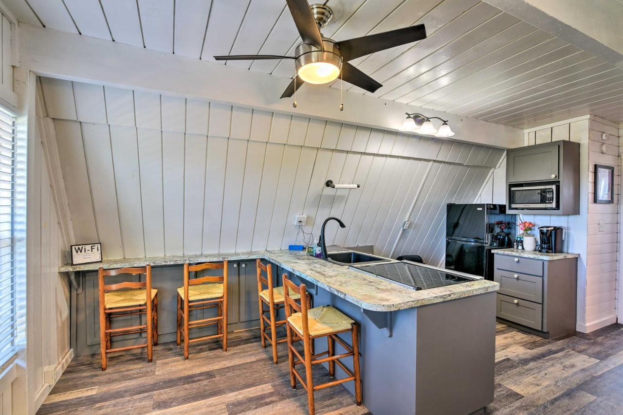 A-Frame Home With Deck - 2 Blocks To Surfside Beach! Luaran gambar