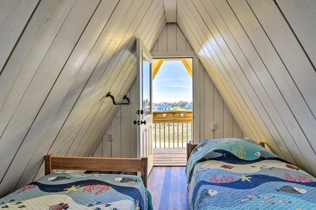 A-Frame Home With Deck - 2 Blocks To Surfside Beach! Luaran gambar
